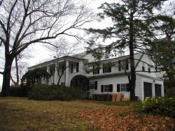 239 Windsor Rd, Newton, MA 02468-1119