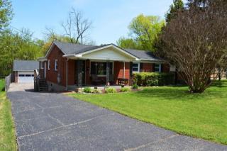 5207 Charmane Dr, Louisville, KY 40219-2911