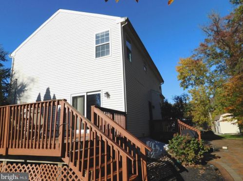 612 Schaeffer Ave, West Deptford NJ 08096-6631 exterior