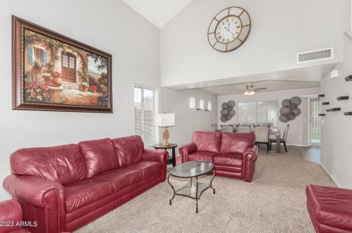 1818 63rd Dr, Phoenix AZ  85043-5748 exterior