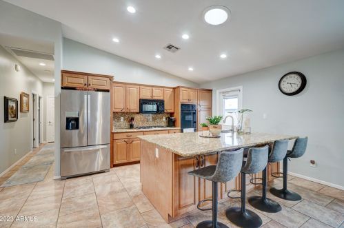 3003 Anderson Dr, Phoenix AZ 85032-2020 exterior