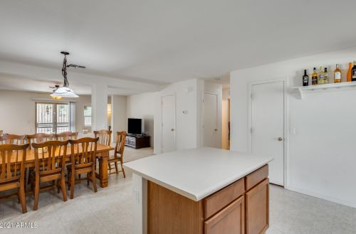 3127 Alta Vista Rd, Phoenix AZ 85041-5211 exterior