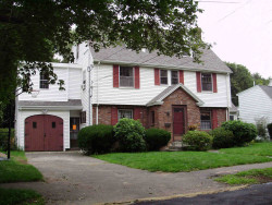 16 Olde Field Rd, Newton, MA 02459-2733