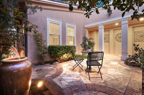 17 Buellton, Irvine CA 92602-2032 exterior