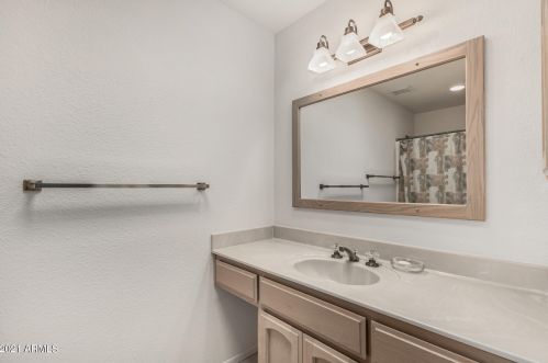 11420 Ahwatukee Dr, Phoenix AZ 85044-3102 exterior