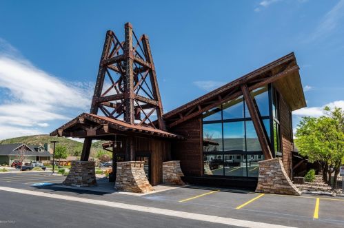 2255 Sidewinder Dr, Park City UT  84060-7485 exterior