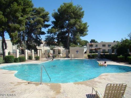 3309 Echo Ln, Phoenix, AZ 85051-6028