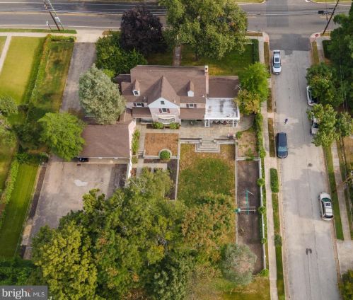 605 Delaware St, West Deptford NJ  08096-1576 exterior