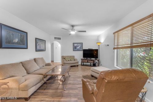 2226 Fairmount Ave, Phoenix AZ 85016-6716 exterior