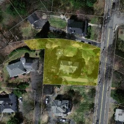 677 Chestnut St, Newton MA  02468-2024 aerial view