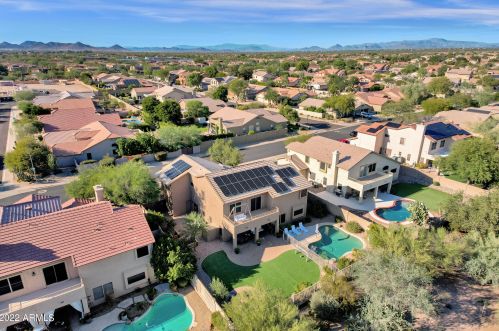 22209 41st St, Phoenix AZ  85050-6898 exterior