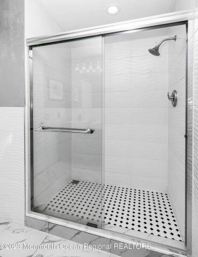 1120 Sycamore Ave, Tinton Falls NJ 07724-3237 exterior