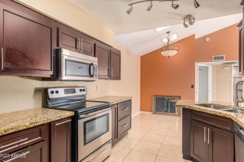 4038 Alta Mesa Ave, Phoenix AZ 85044-1414 exterior