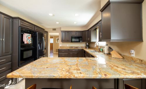 8153 1st Ave, Phoenix AZ 85003-2607 exterior