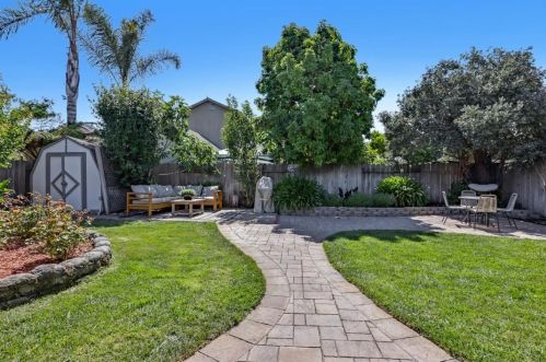 15057 Dewey St, San Leandro CA  94579-1605 exterior