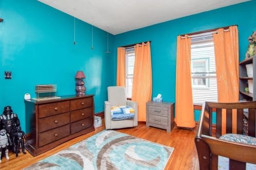 19 Almont Ave, Worcester MA 01604-3002 exterior