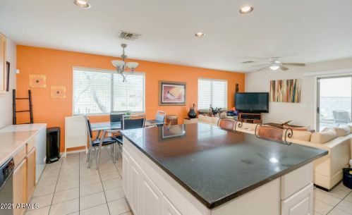 7412 37 Dr, Phoenix AZ 85053-2808 exterior