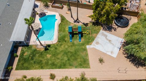 10808 43rd St, Phoenix AZ 85050-3342 exterior