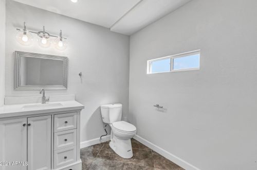 19245 17th Dr, Phoenix AZ  85027-5309 exterior