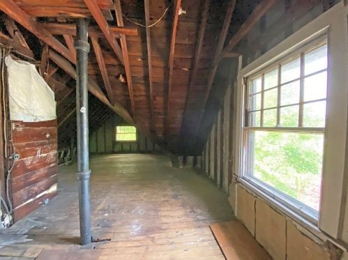 117 Mount Vernon St, Newton MA 02465-2559 exterior