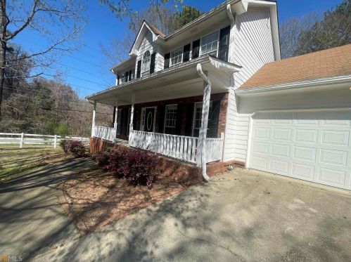 100 Valleydale Dr, Stockbridge GA  30281-3045 exterior