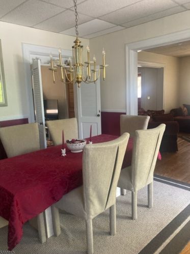 68 Rossmore Pl, Belleville, NJ 07109-2614