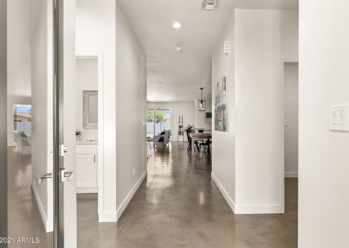 2906 Blanche Dr, Phoenix, AZ 85032-4408