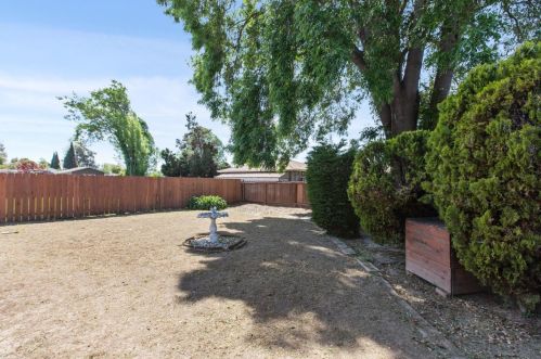 15319 Norton St, San Leandro CA  94579-2128 exterior