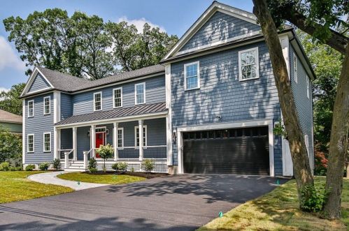 53 Lantern Ln, Arlington MA 02474-1806 exterior