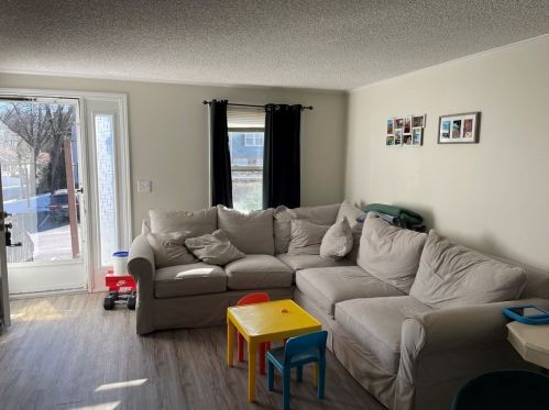 29 Mountainshire Dr, Worcester, MA 01606-2957