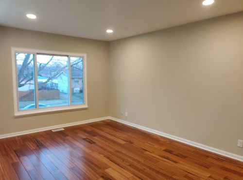 217 Malibu Dr, Lemont, IL 60440-2313