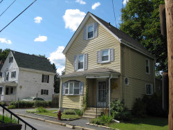 37 Alden Pl, Newton, MA 02465-1567