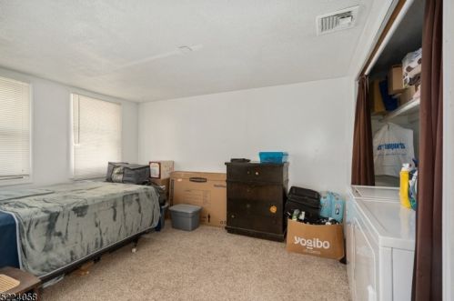 350 Skyline Lk Dr, Skyline Lakes NJ 07456-1952 exterior