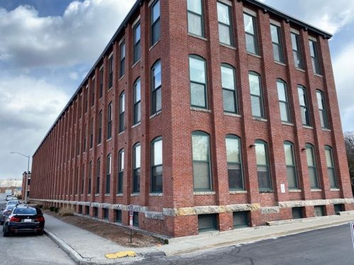 1 Envelope Ter, Worcester MA 01604-3664 exterior