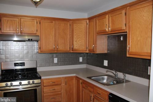 2602 Beacon Hill Dr, Erial NJ  08081-1106 exterior