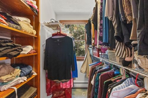 21 Mary Beth Ln, Harwich MA 02645-1326 exterior