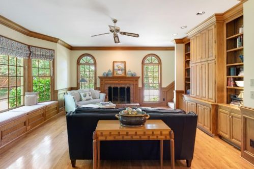 5426 Brooke Farm Dr, Atlanta GA 30338-3151 exterior