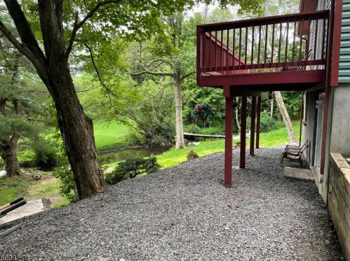 96 Lower Unionville Rd, Wantage NJ  07461-3508 exterior