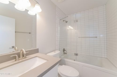 1313 Dunlap Ave, Phoenix AZ  85020-3025 exterior