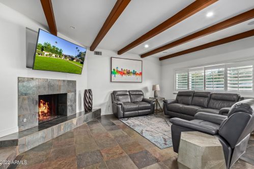 6849 2nd St, Phoenix AZ  85012-1005 exterior