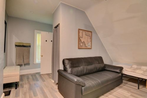 313 Copeland St, Quincy MA 02169-4006 exterior