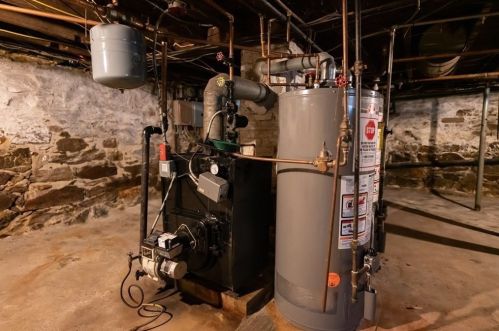 193 Union St, Lawrence MA 01843-1609 exterior