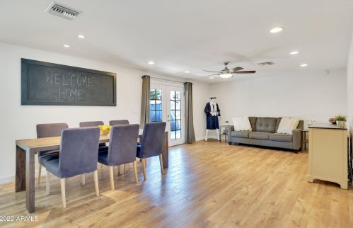 13215 37 Pl, Phoenix AZ 85050-2699 exterior