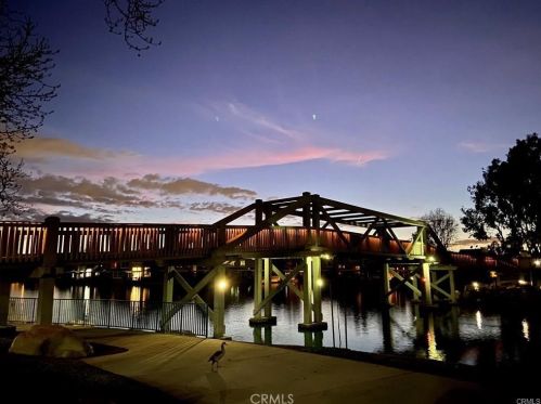 6 Bayfield, Irvine CA 92614-7907 exterior