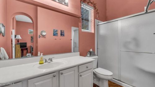 3017 Eagle Claw Dr, Phoenix AZ 85086-2113 exterior