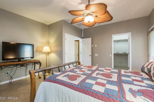 25303 51 Dr, Phoenix AZ 85031-3902 exterior