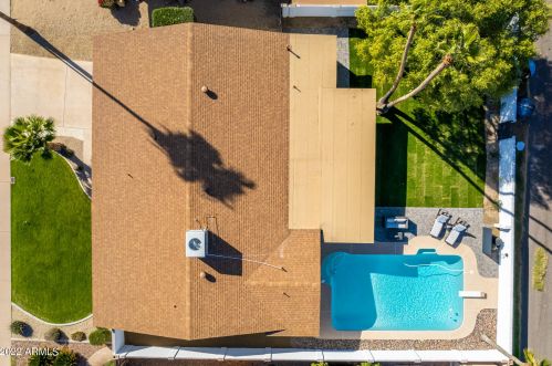 11826 38th Pl, Phoenix AZ  85028-1448 exterior