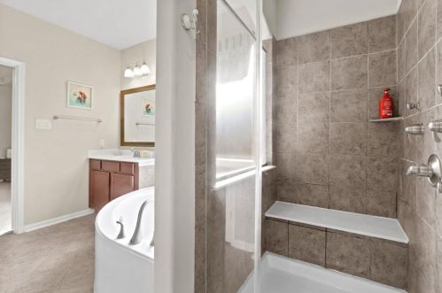 9534 Bonbrook Bnd Ln, Richmond TX 77469-4730 exterior