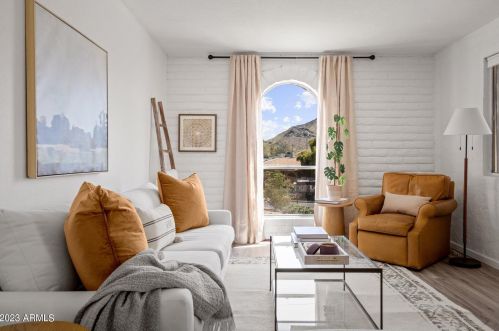 10824 12th St, Phoenix AZ  85020-1131 exterior