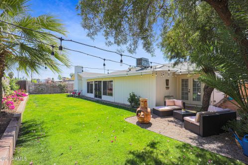 8133 16 Dr, Phoenix AZ 85015-1426 exterior